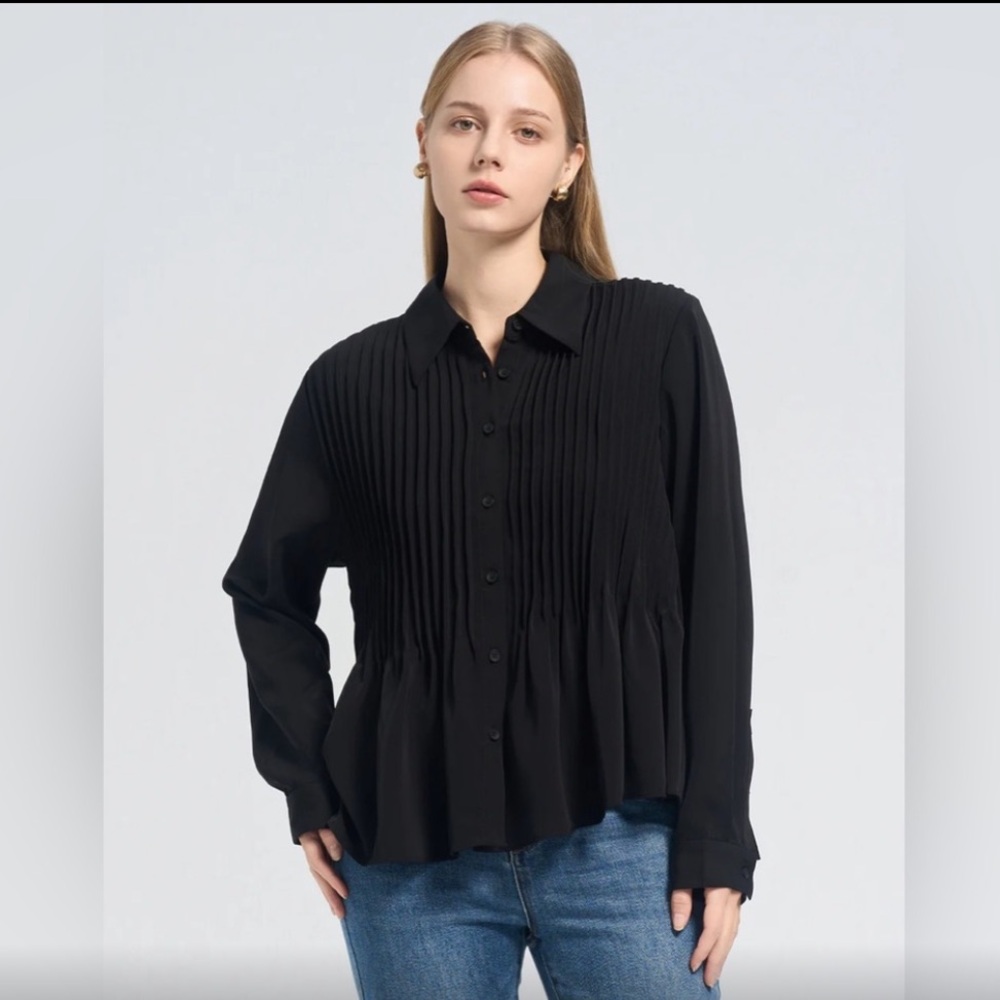 Pleated Button-Front Long Sleeve Blouse - Black